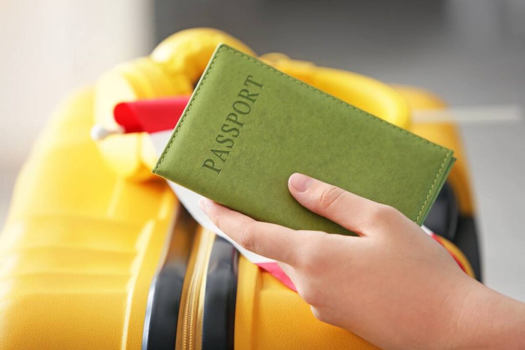 Si vous prévoyez de voyager prochainement, vérifiez la date d'expiration de votre passeport au cas où vous devriez le renouveler.