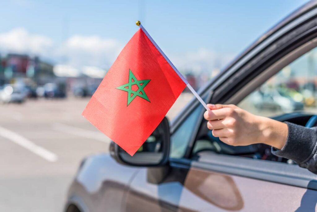 Pour importer un véhicule au Maroc, vous devez obligatoirement procéder au dédouanement.