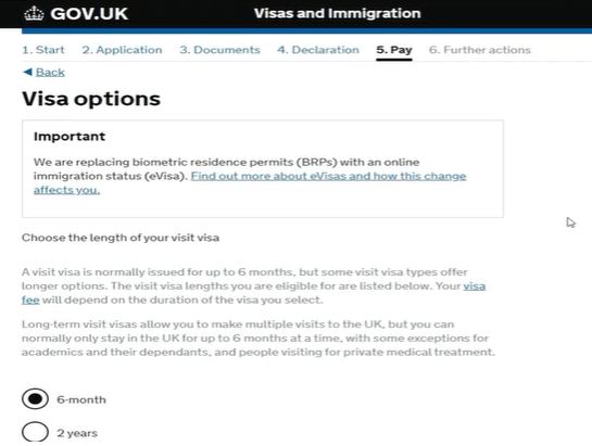 Sélectionnez la durée de votre visa UK, puis procédez au paiement en dirhams marocains depuis votre carte bancaire.